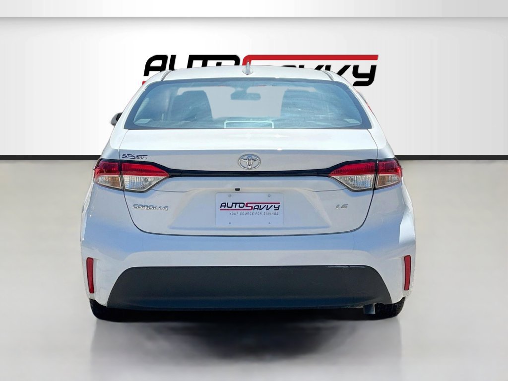 Used 2026 Toyota Corolla LE FWD image 6