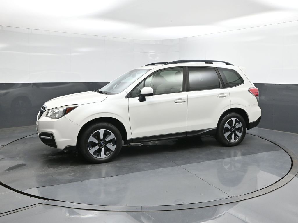Used 2017 Subaru Forester 2.5i Premium AWD/4WD image 29
