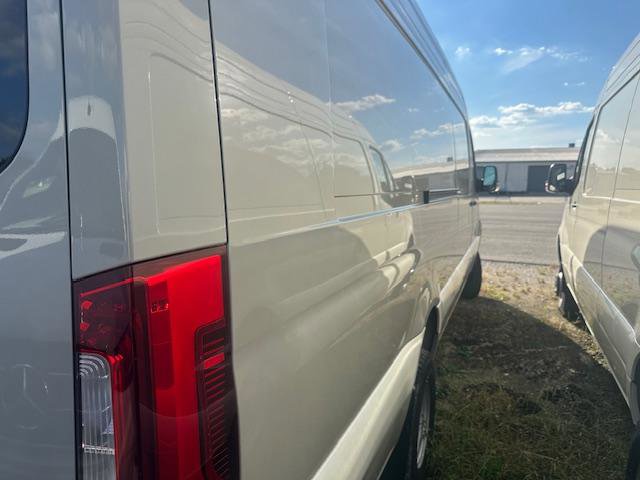 Used 2025 Mercedes-Benz Sprinter 3500 image 18