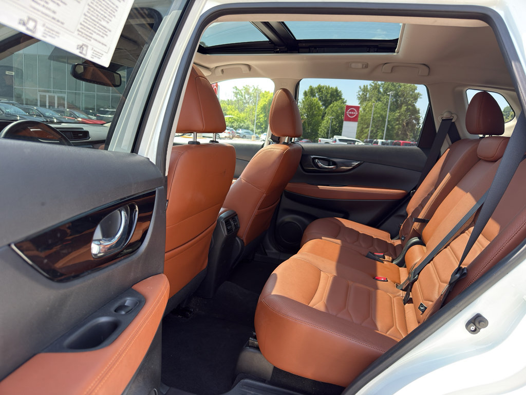 Used 2018 Nissan Rogue SL w/ Premium Package AWD/4WD image 27