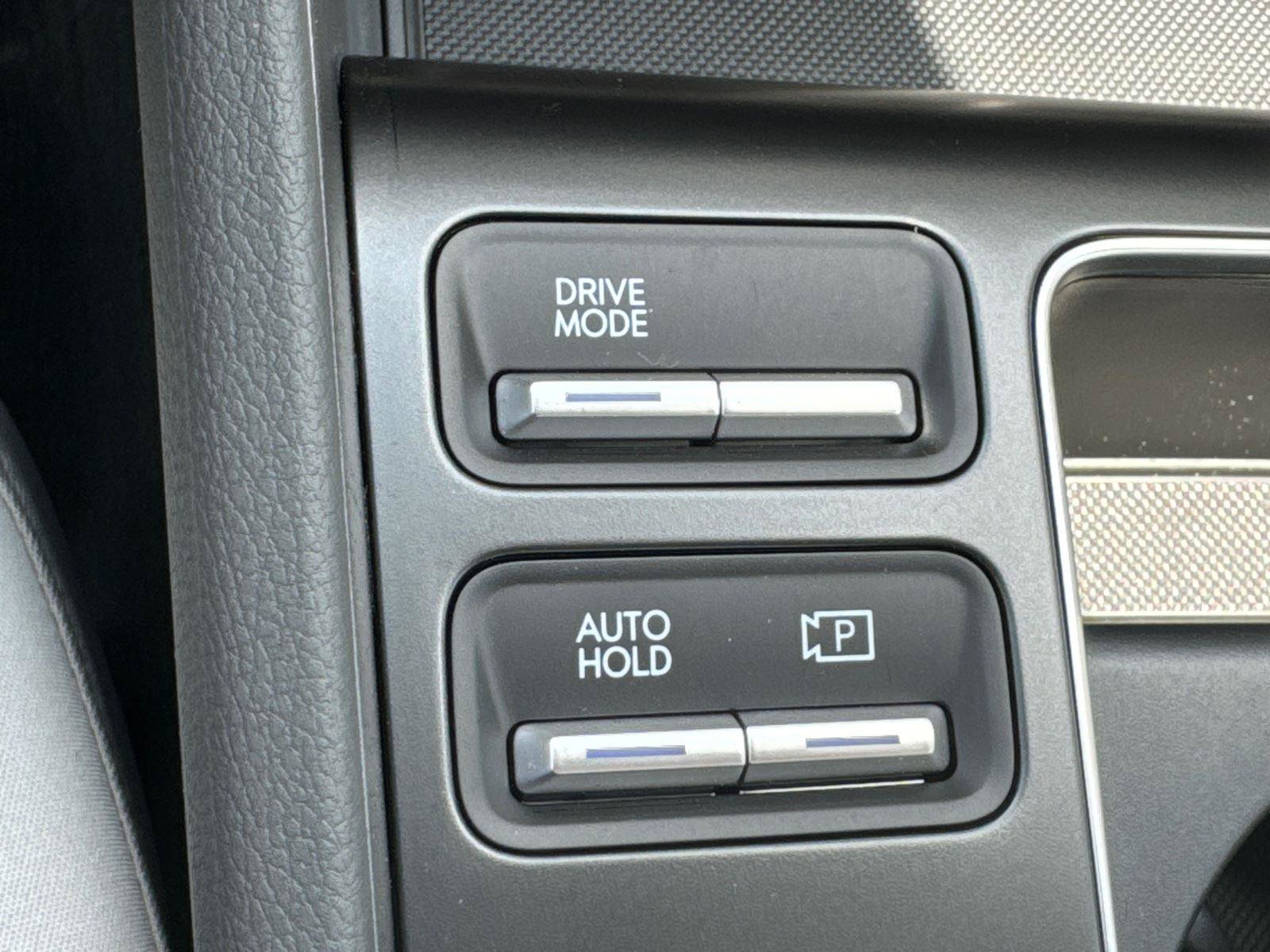 Certified 2024 Hyundai Sonata SEL w/ Convenience Package FWD image 27