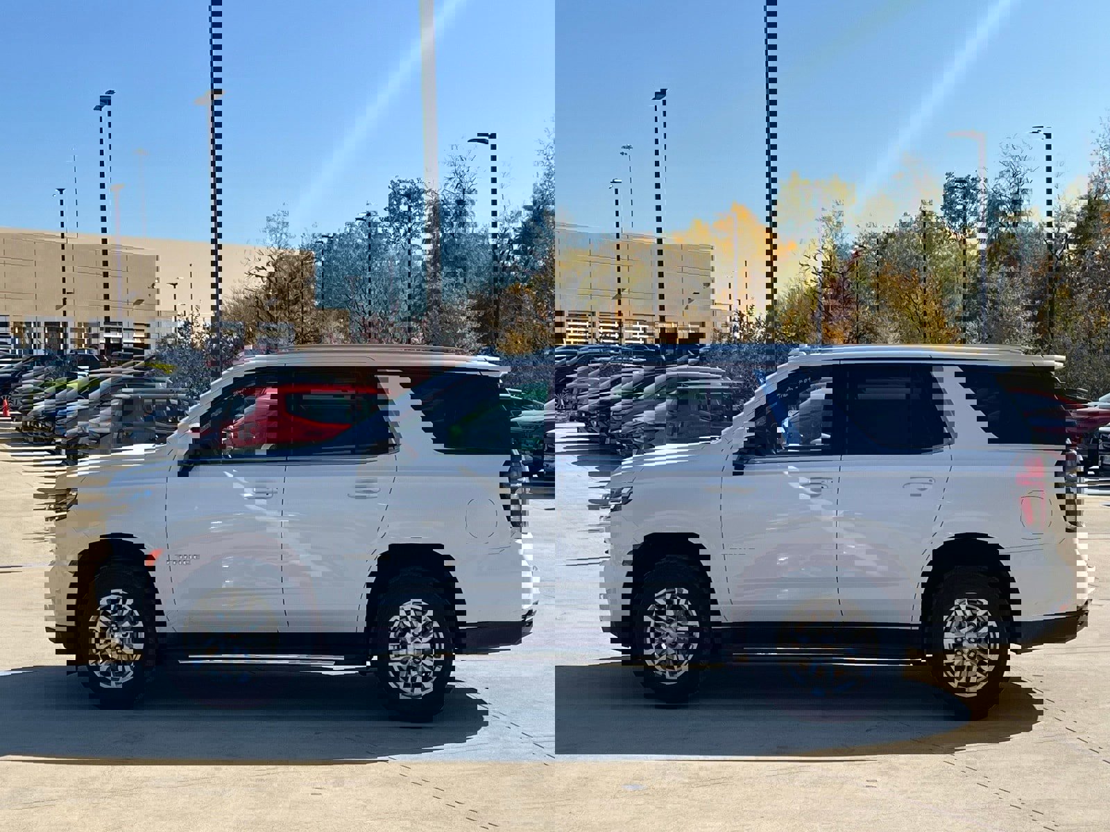 Used 2024 Chevrolet Tahoe LT image 6