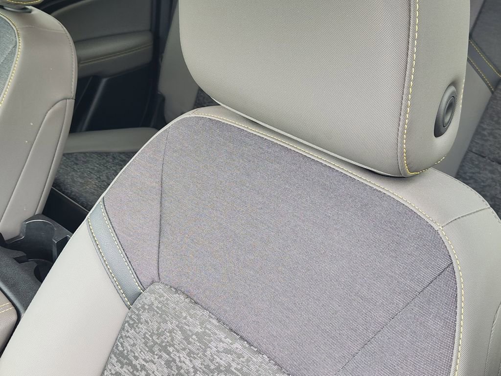 Used 2024 Chevrolet Colorado ZR2 w/ Safety Package AWD/4WD image 15