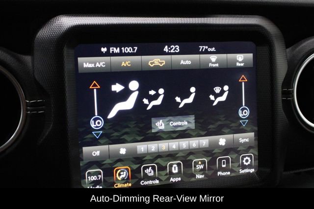 Used 2020 Jeep Gladiator Overland image 33