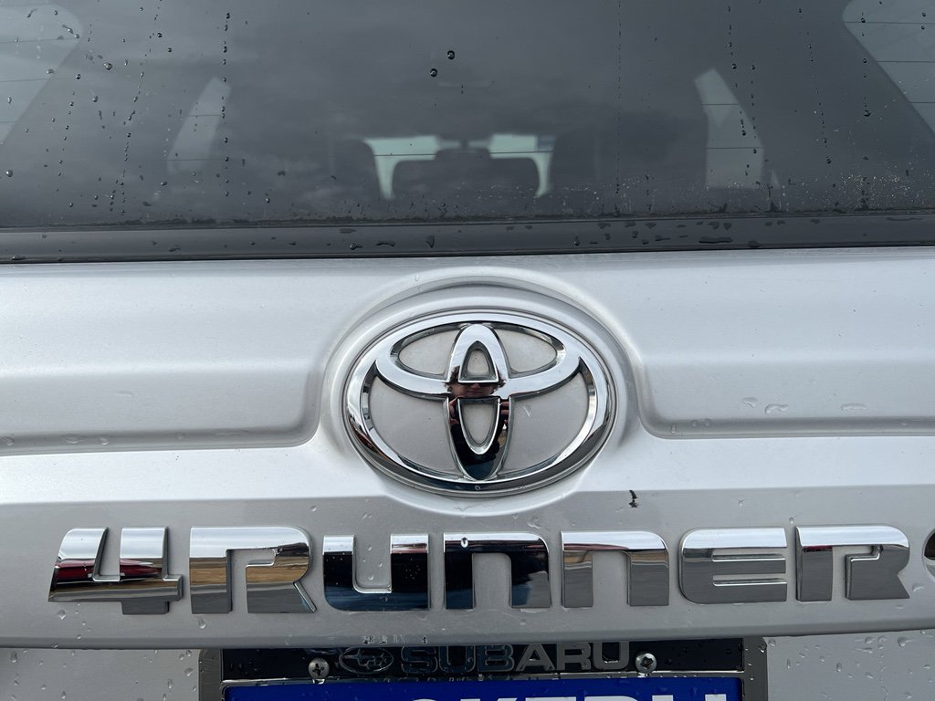 Used 2016 Toyota 4Runner SR5 Premium image 31