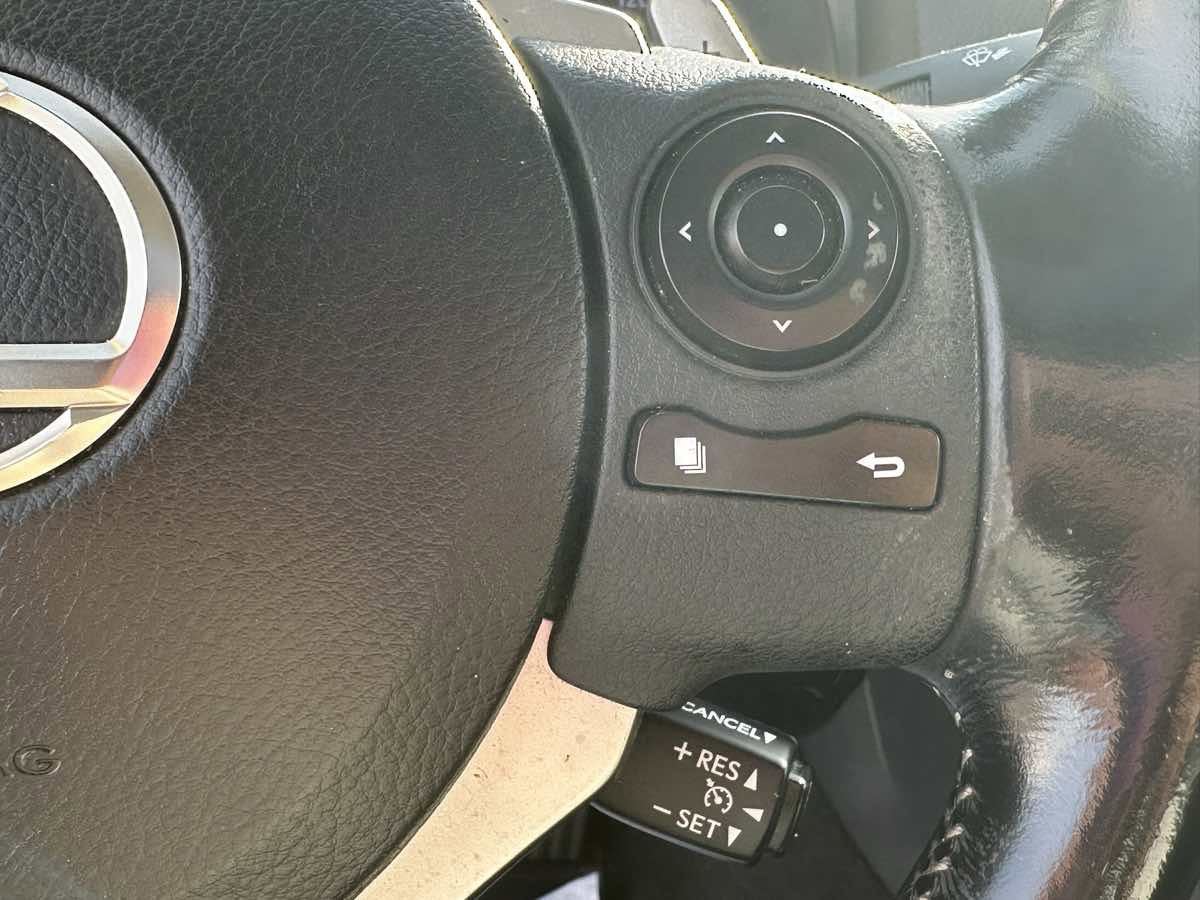 Used 2016 Lexus IS 300 AWD w/ Navigation System Package image 18