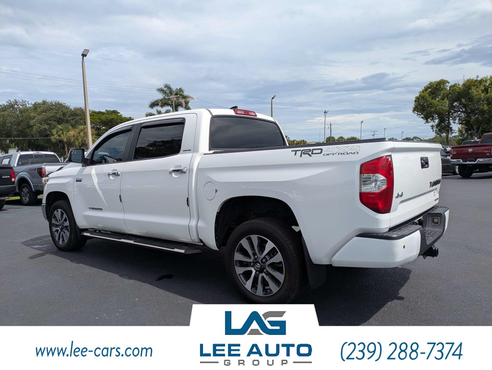 Used 2020 Toyota Tundra Limited w/ Limited Premium Package AWD/4WD image 5