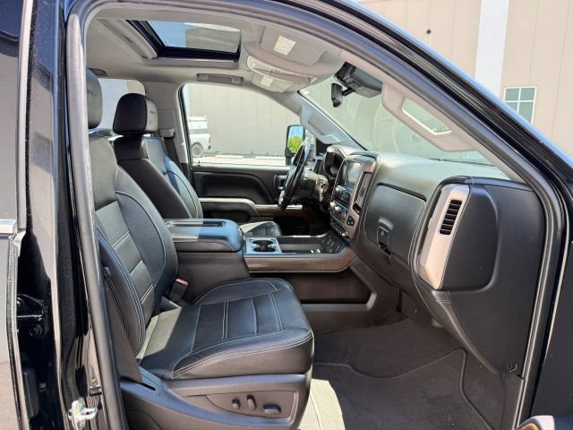 Used 2019 GMC Sierra 2500 Denali AWD/4WD image 22