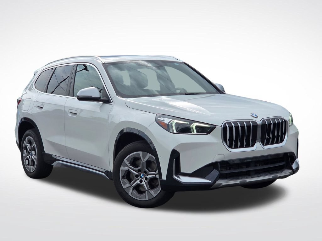 Used 2023 BMW X1 xDrive28i w/ Convenience Package AWD/4WD image 1