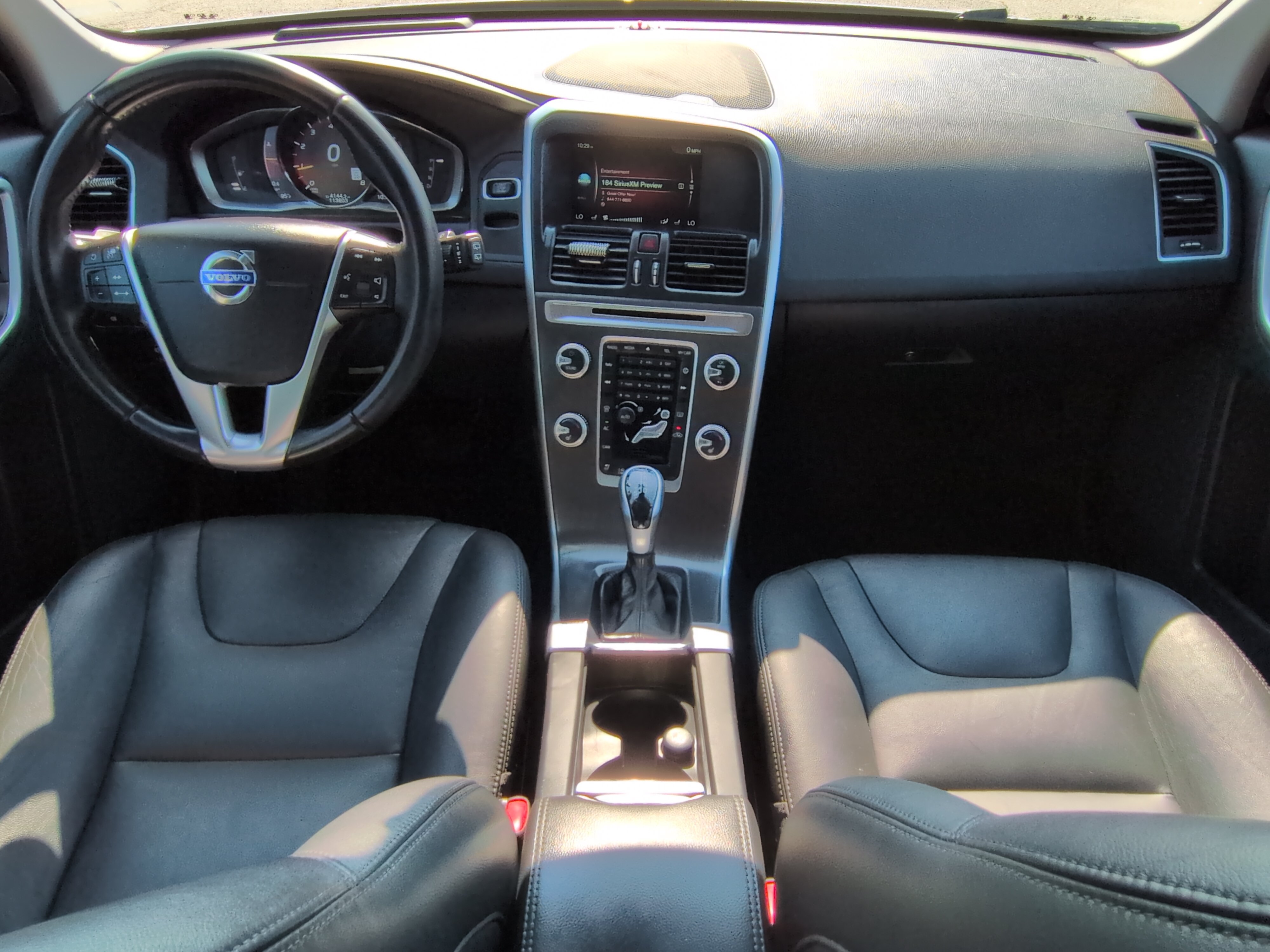 Used 2015 Volvo XC60 T5 Platinum AWD/4WD image 13