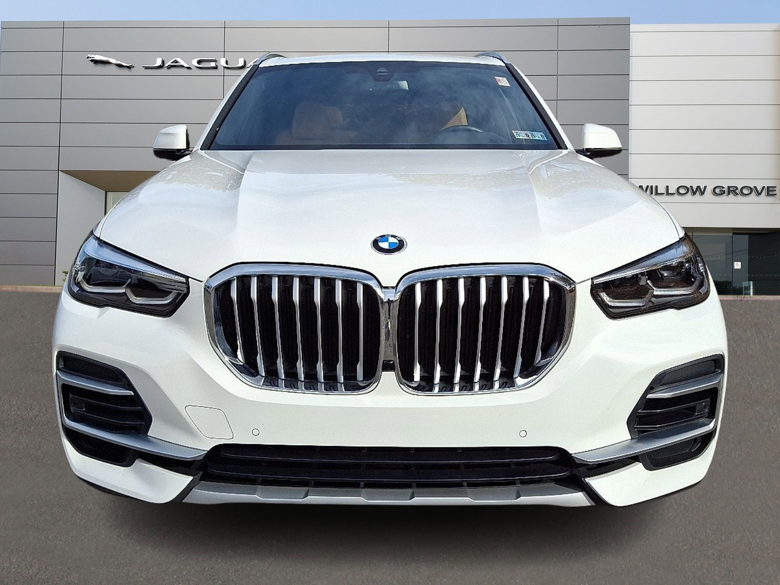 Used 2023 BMW X5 xDrive40i w/ Premium Package image 8