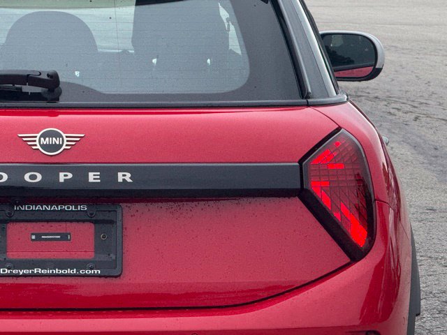 New 2026 MINI Cooper 4-Door Hardtop FWD image 5