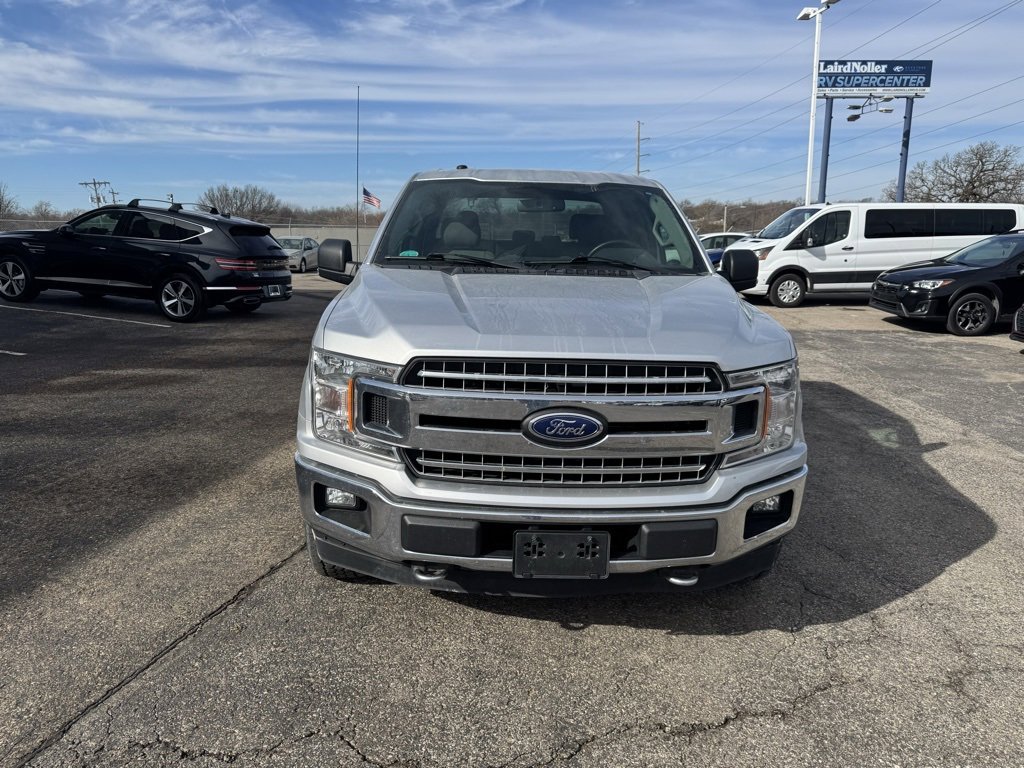 Used 2018 Ford F150 XLT w/ Equipment Group 302A Luxury image 2
