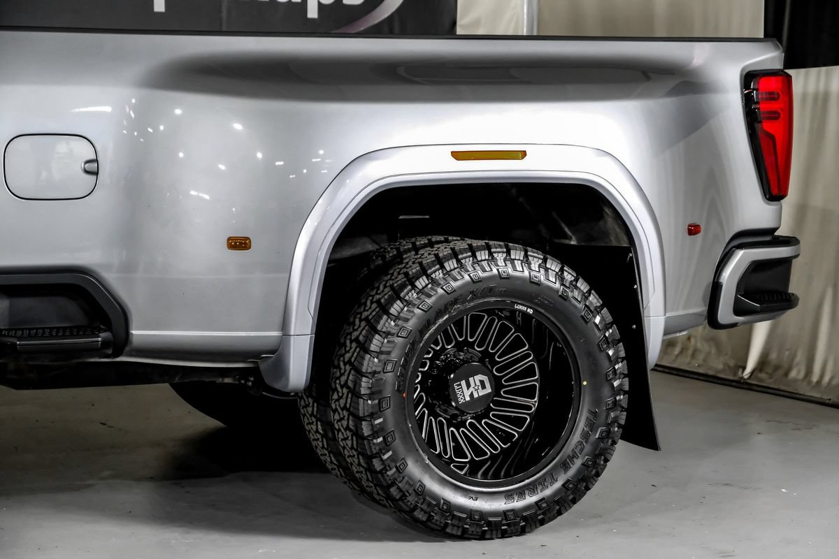Used 2025 GMC Sierra 3500 Denali w/ Denali Reserve Package AWD/4WD image 14