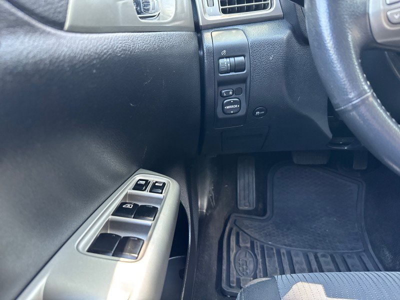 Used 2010 Subaru Impreza Outback Sport AWD/4WD image 11