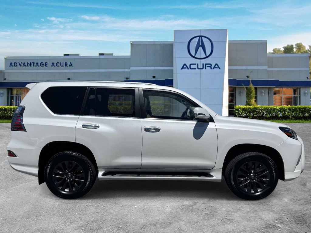 Used 2023 Lexus GX 460 Premium w/ Premium Package AWD/4WD image 4