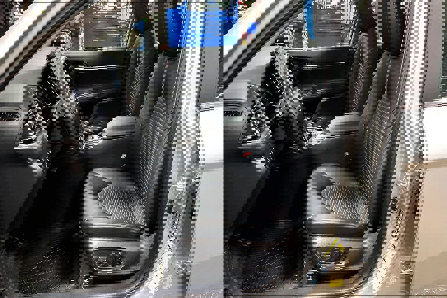 Certified 2024 Toyota Camry SE w/ Cold Weather Package image 9