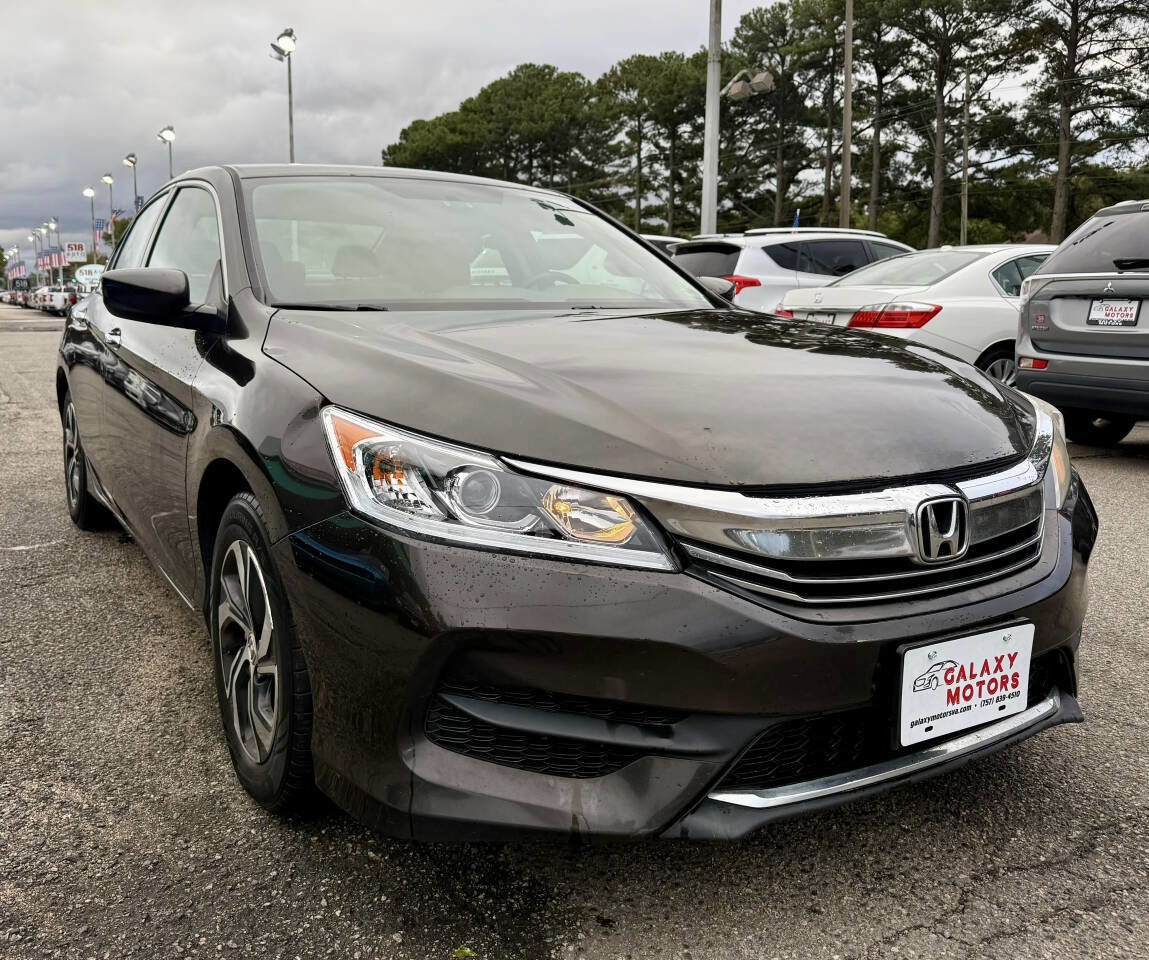 Used 2017 Honda Accord LX image 3