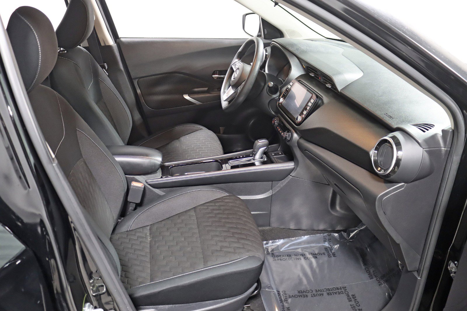 Used 2022 Nissan Kicks SV image 24