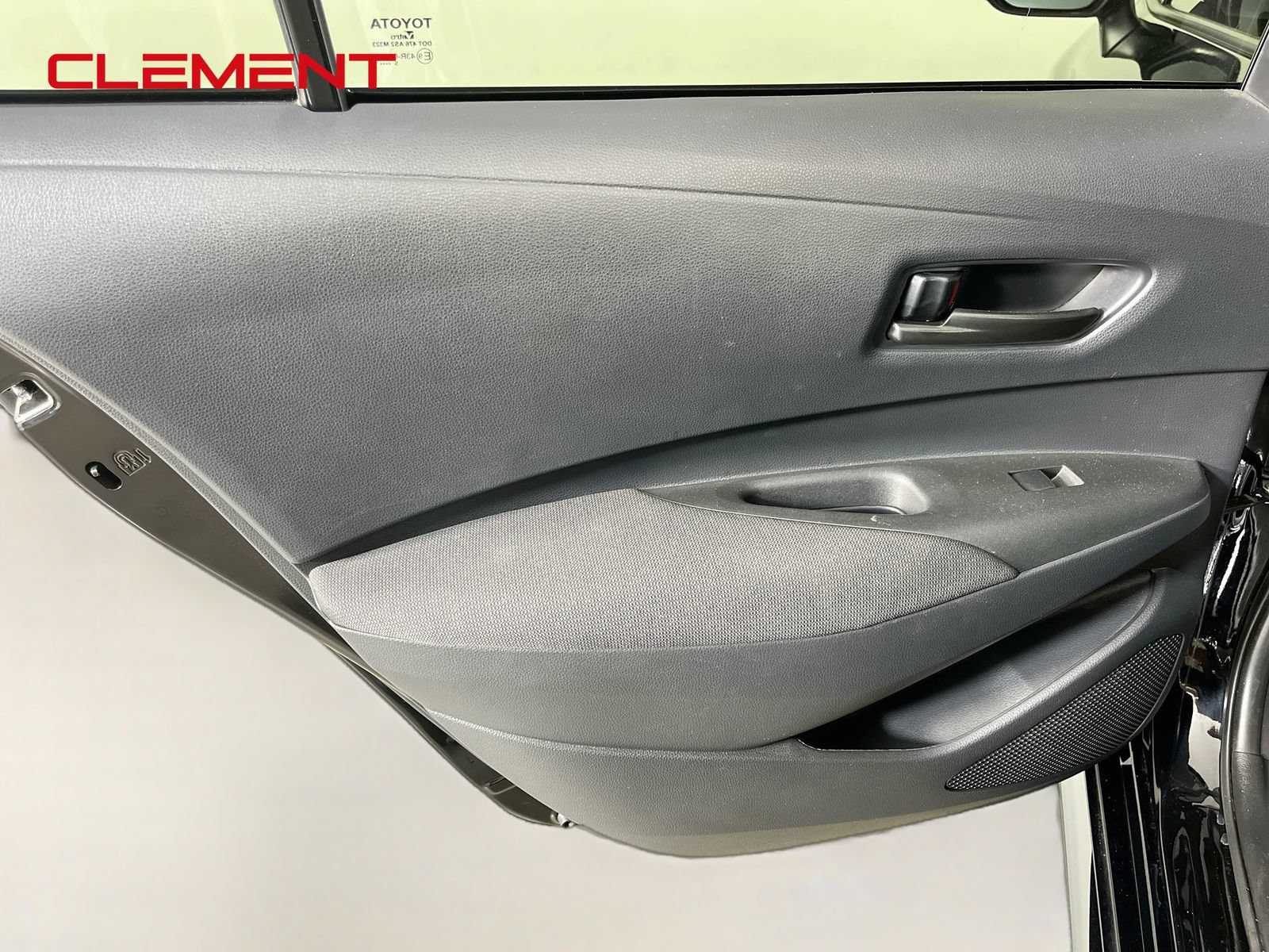 Used 2026 Toyota Corolla LE FWD image 27