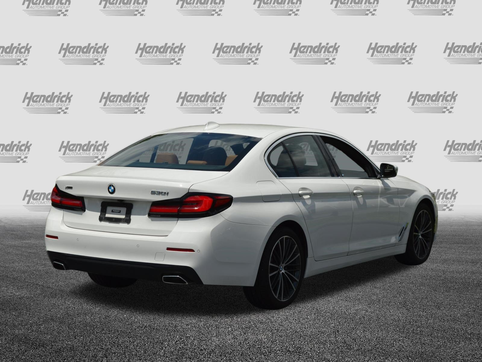 Certified 2023 BMW 530i xDrive w/ Premium Package AWD/4WD image 11