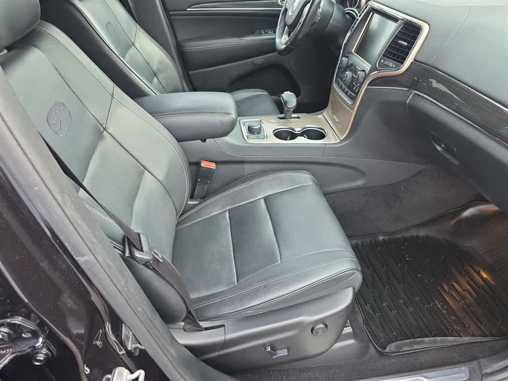 Used 2015 Jeep Grand Cherokee Overland w/ Advanced Technology Group AWD/4WD image 10