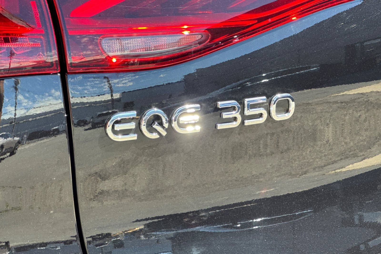 Used 2025 Mercedes-Benz EQE 350+ 4MATIC SUV image 12
