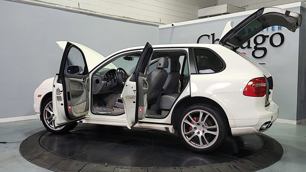 Used 2008 Porsche Cayenne GTS image 11
