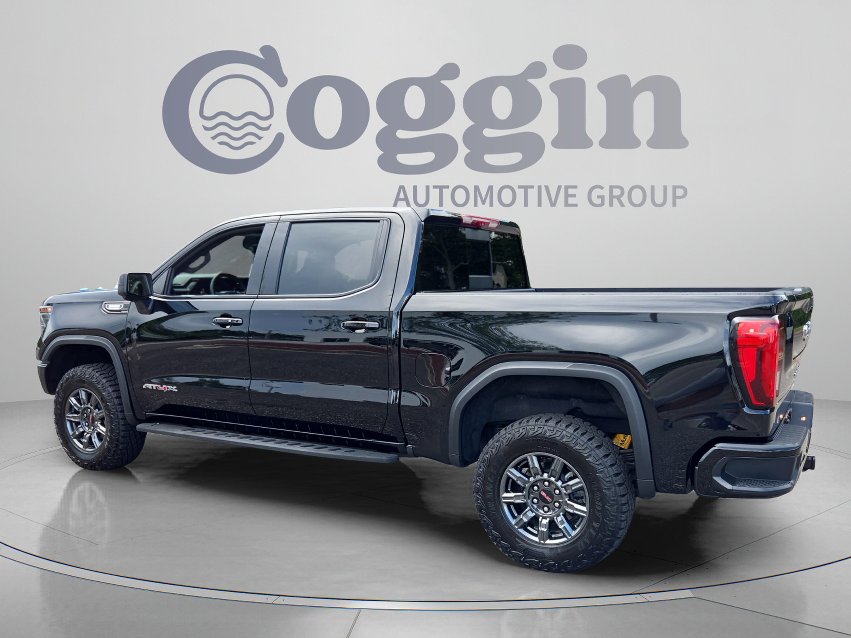 Certified 2026 GMC Sierra 1500 AT4X AWD/4WD image 3