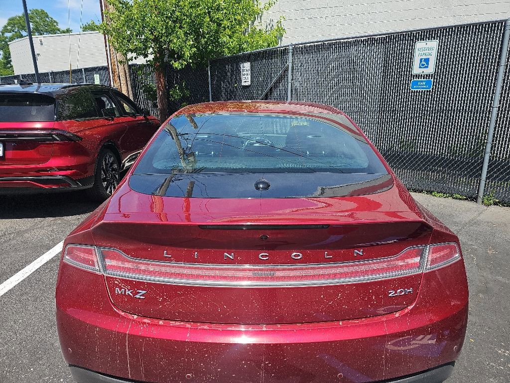 Used 2019 Lincoln MKZ Reserve w/ Reserve Plus Package FWD image 4