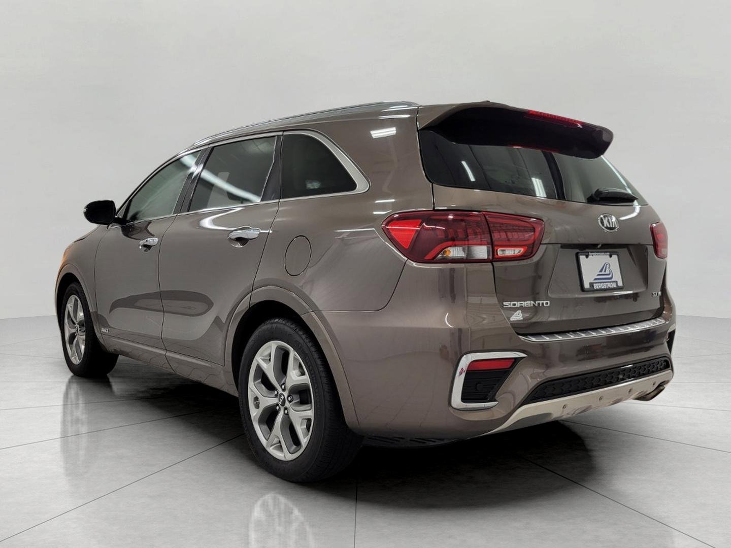 Used 2019 Kia Sorento SX w/ SX Touring Package image 20