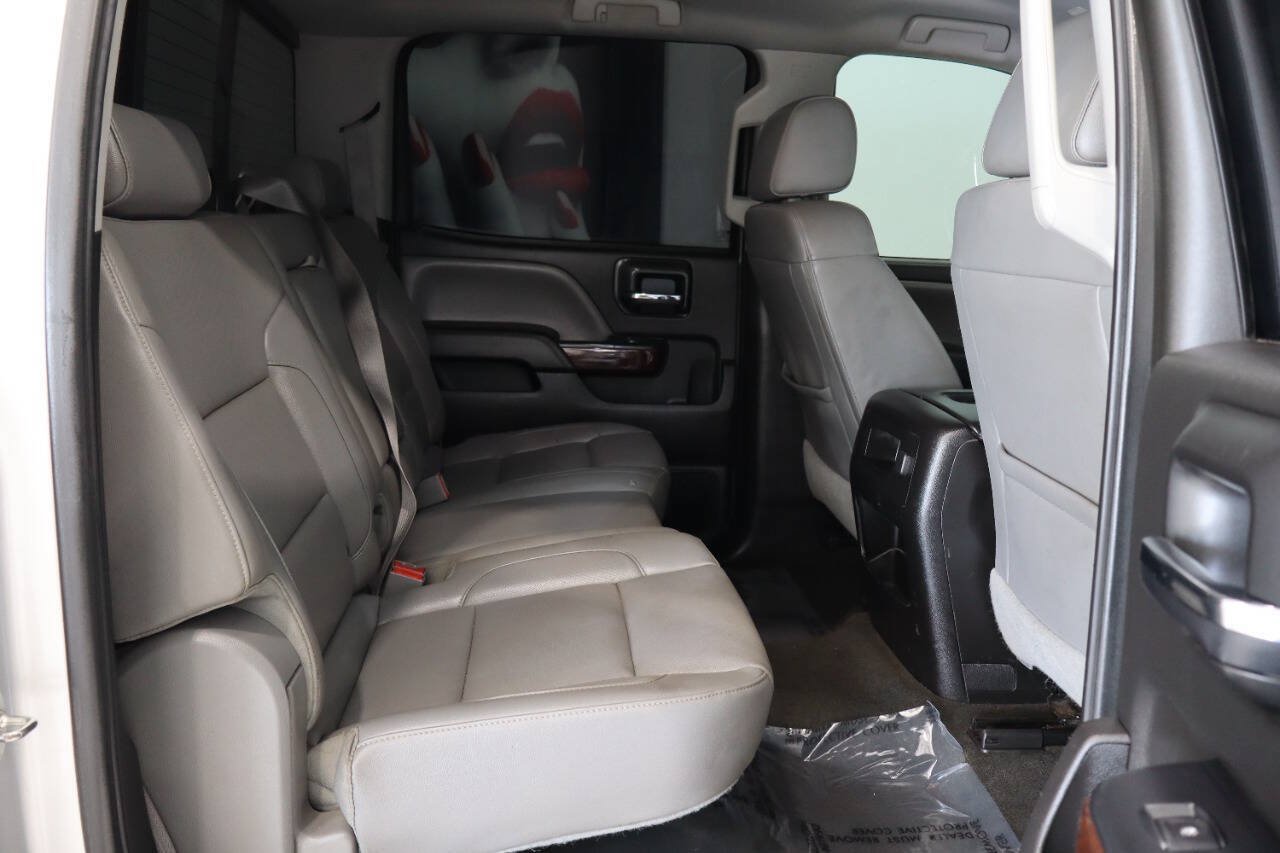 Used 2016 GMC Sierra 2500 SLT w/ Duramax Plus Package AWD/4WD image 12