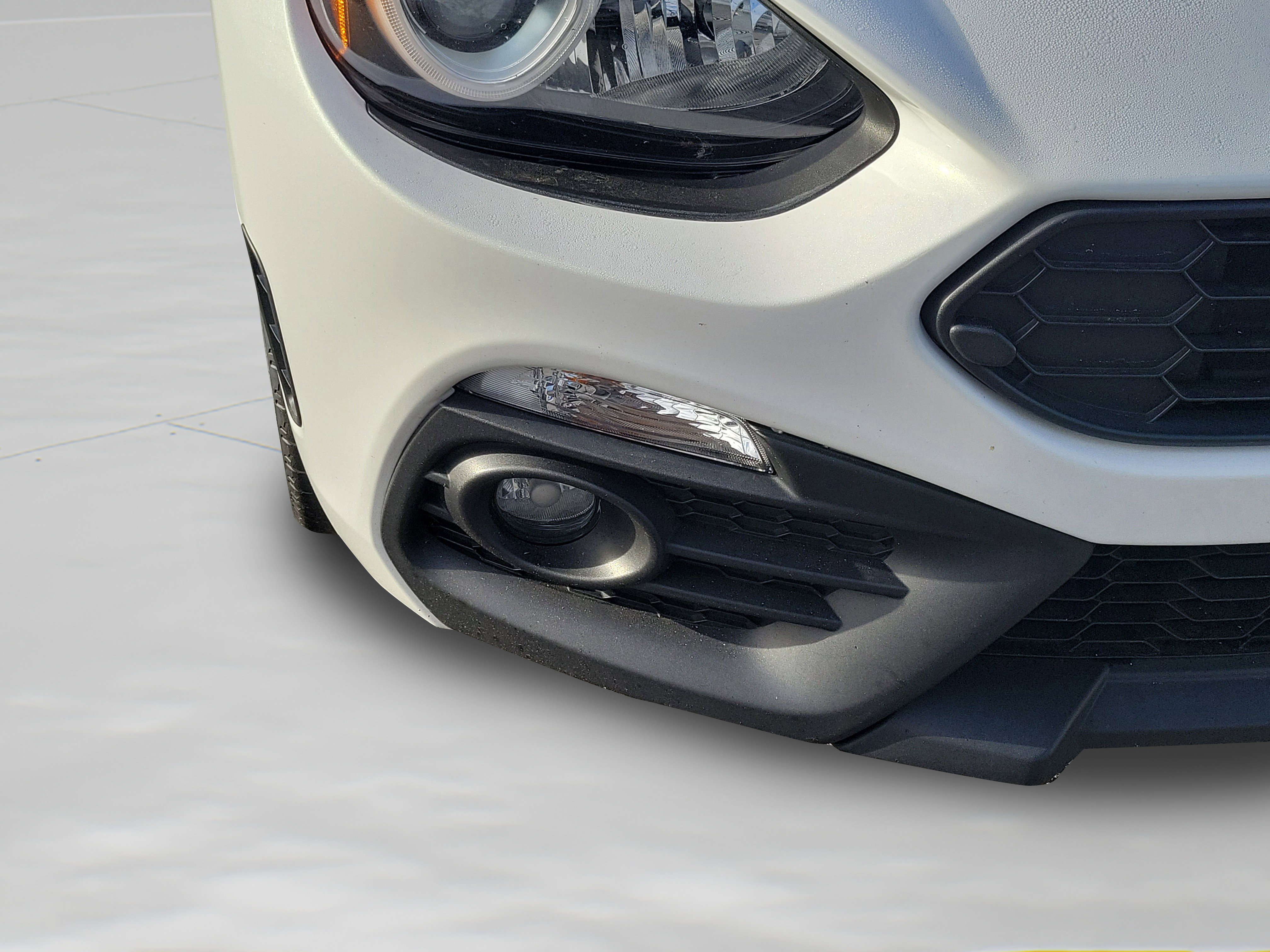 Used 2017 FIAT 124 Spider Abarth image 10