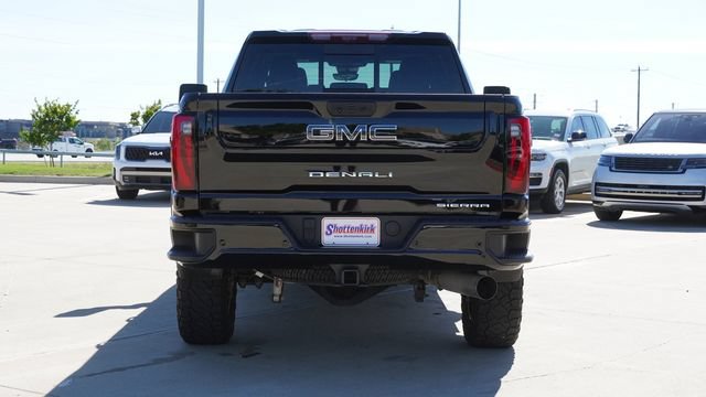 Used 2025 GMC Sierra 2500 Denali Ultimate AWD/4WD image 8