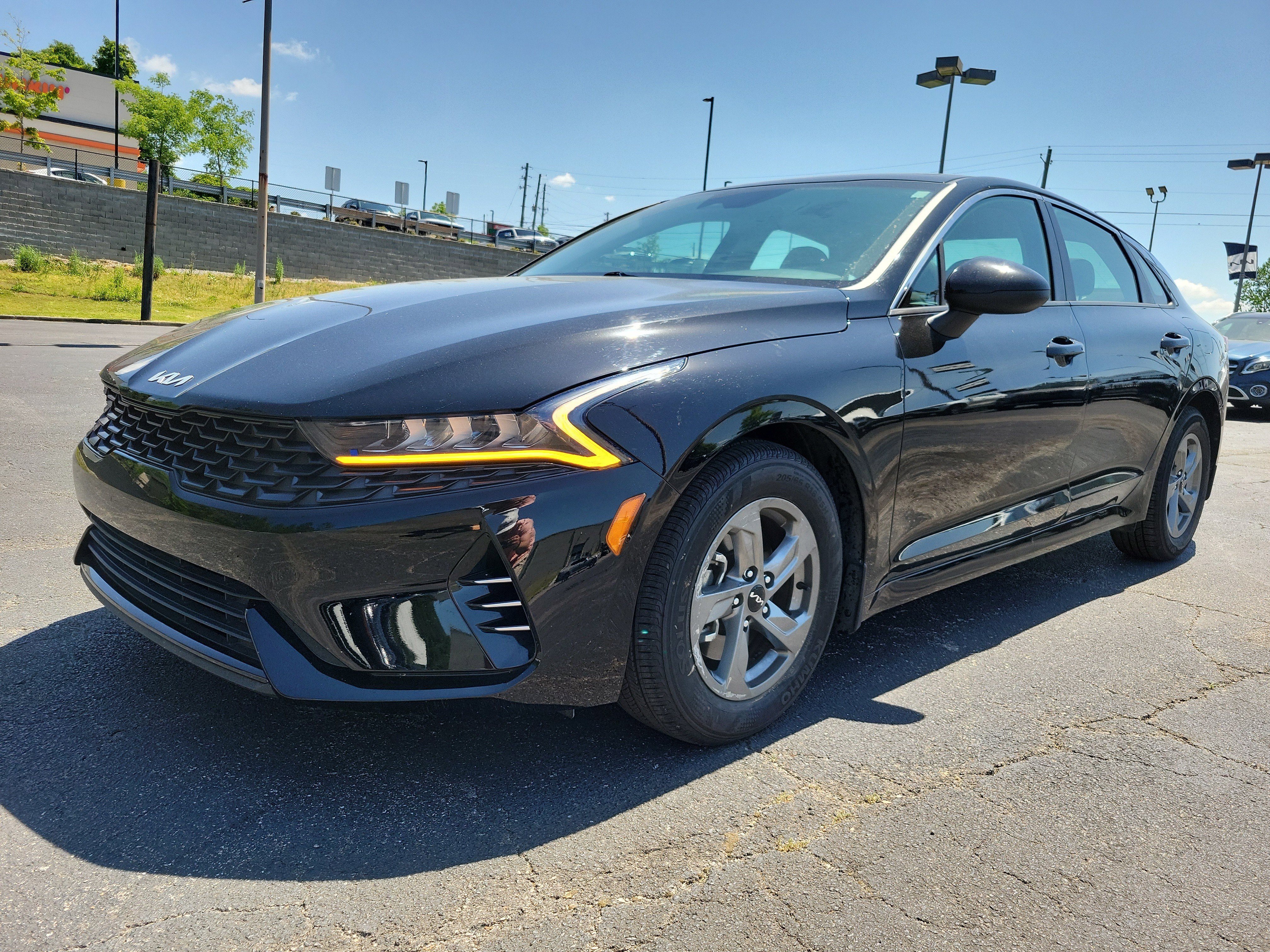 Used 2023 Kia K5 LXS image 19