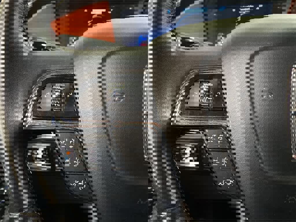 Used 2024 Lincoln Navigator L Premiere image 20