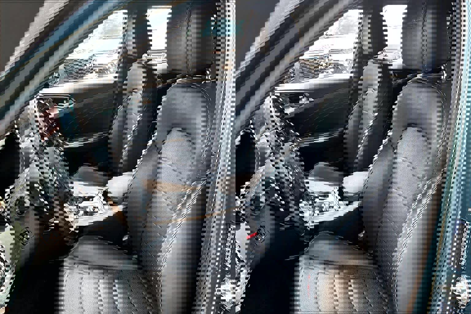 Used 2023 Kia Stinger GT2 image 8