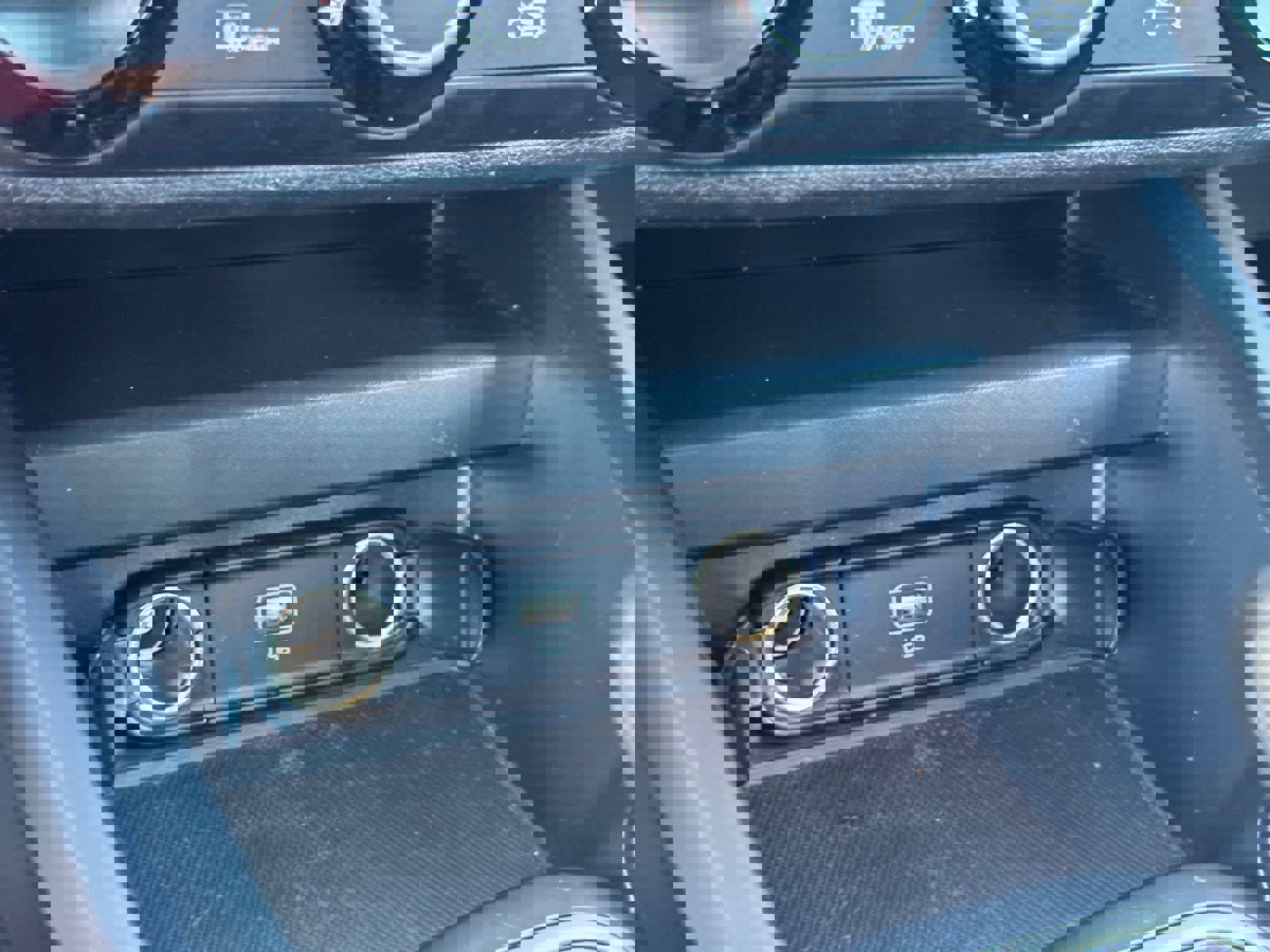 Used 2024 Kia Soul LX image 31