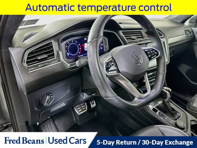 Used 2023 Volkswagen Tiguan SEL R-Line AWD/4WD image 12