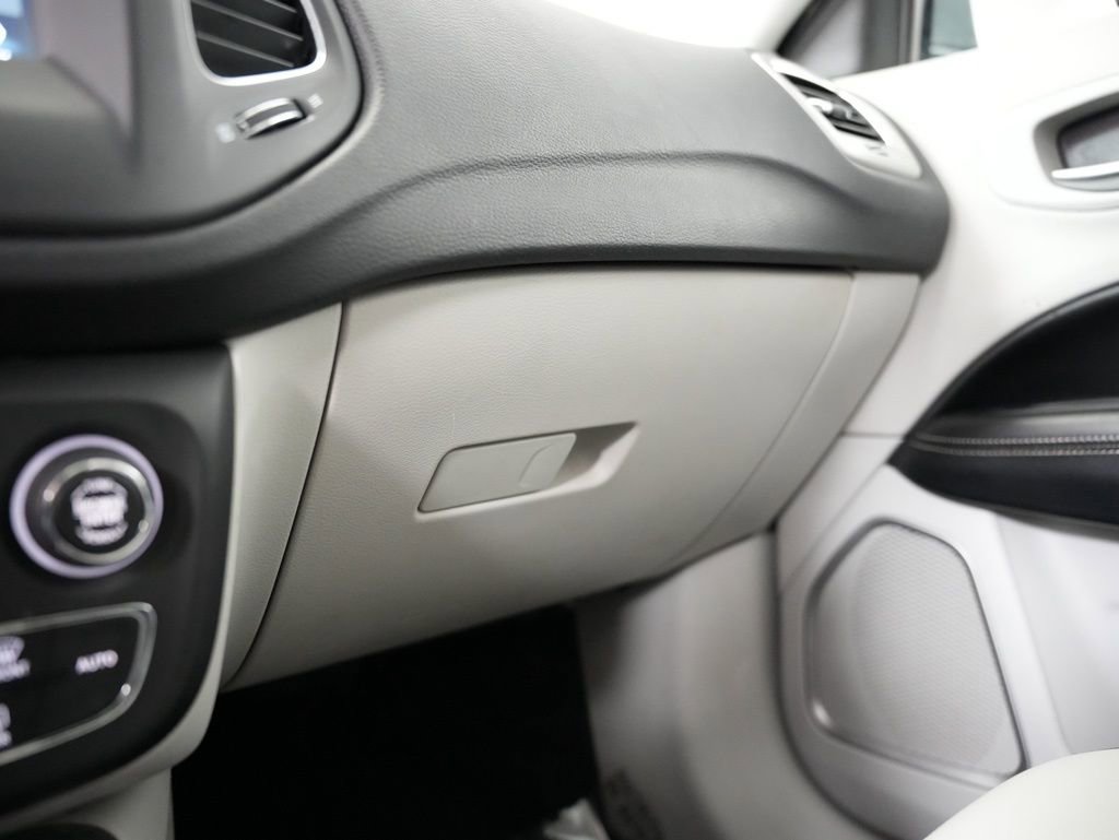 Used 2018 Jeep Compass Latitude w/ Popular Equipment Group image 45