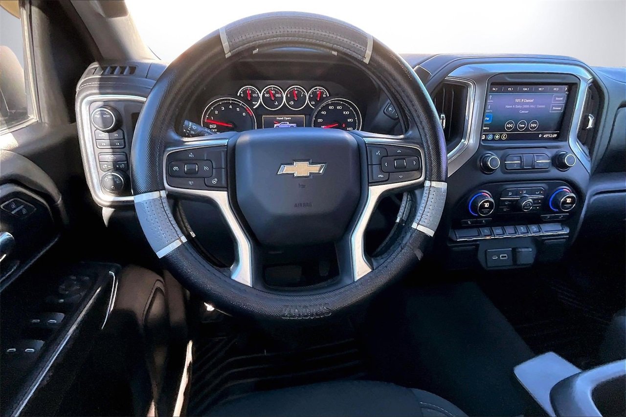 Used 2020 Chevrolet Silverado 1500 LT w/ All-Star Edition image 10