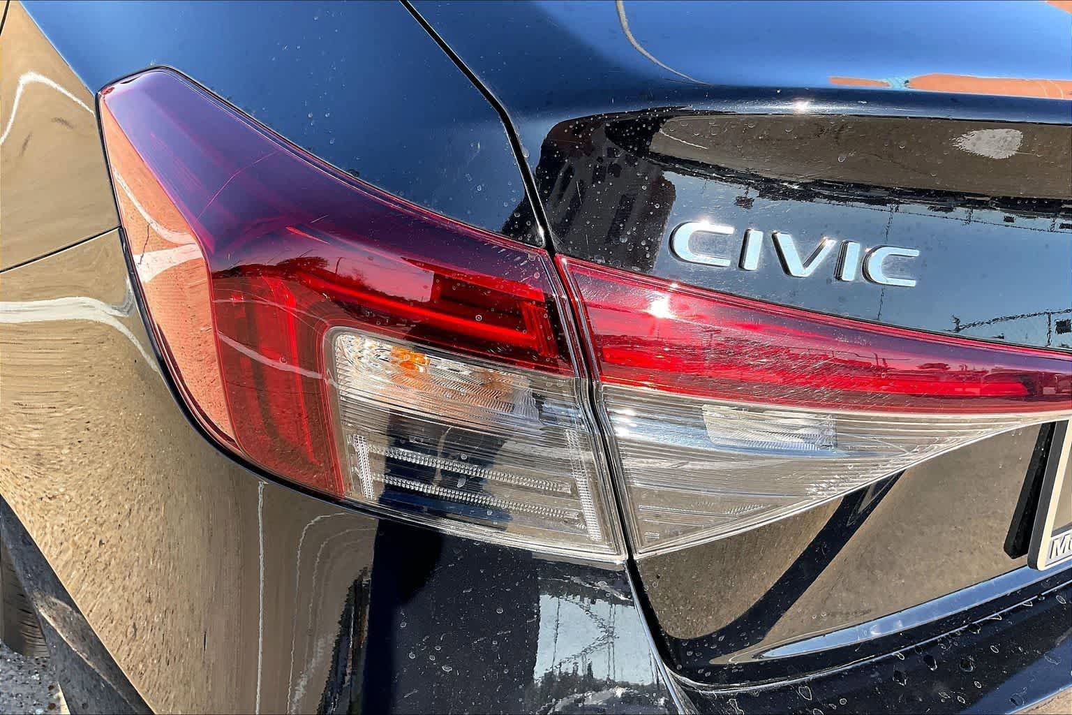 Used 2025 Honda Civic LX image 30