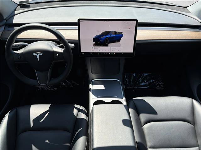 Used 2023 Tesla Model Y Long Range AWD/4WD image 25