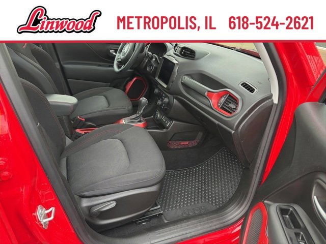 Used 2022 Jeep Renegade Trailhawk w/ Sun/Sound Group image 9