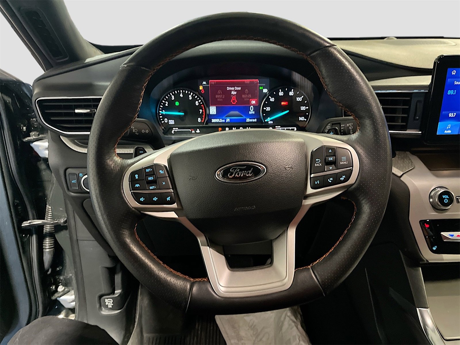 Used 2023 Ford Explorer Timberline w/ Timberline Technology Package image 11