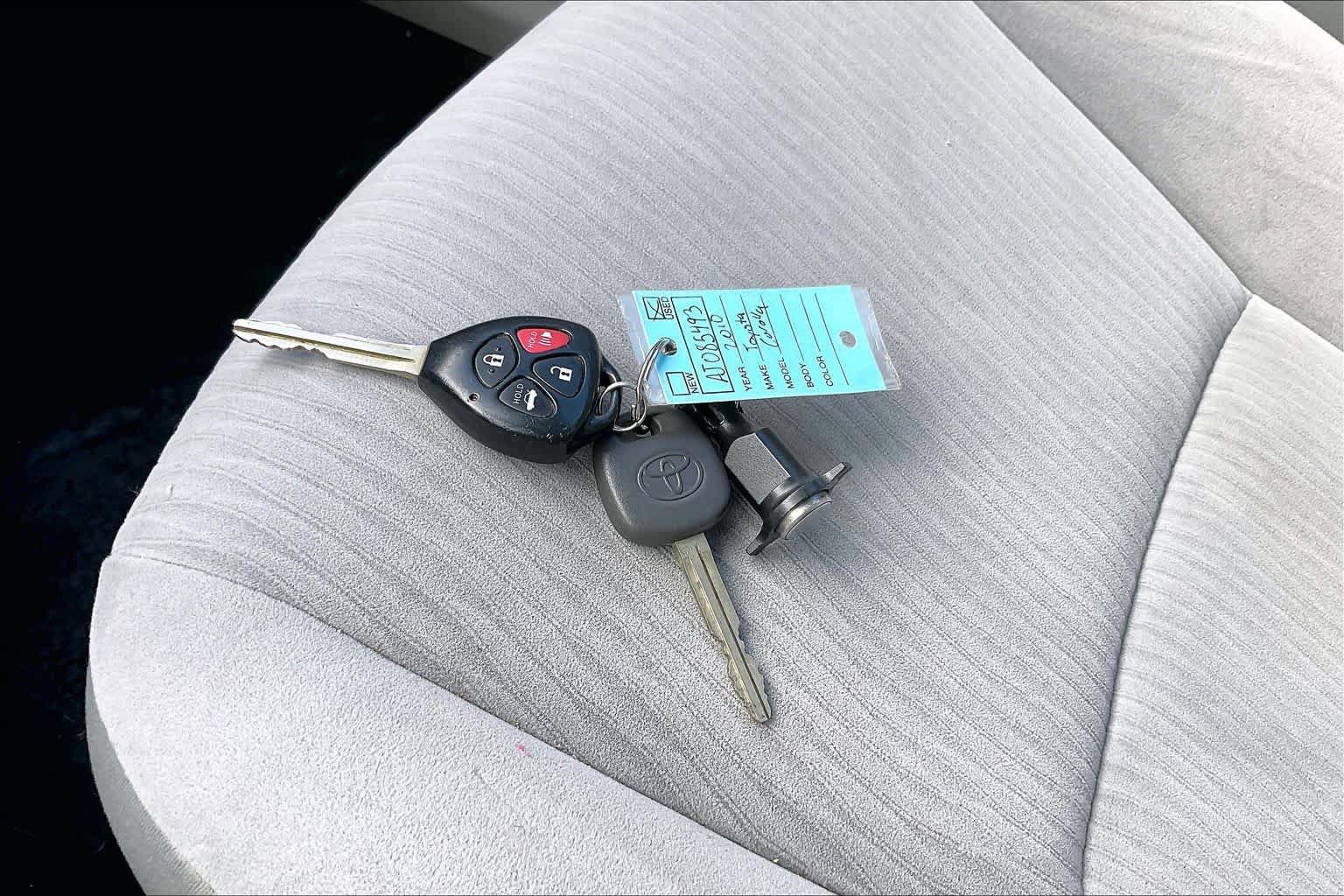 Used 2010 Toyota Corolla LE FWD image 13