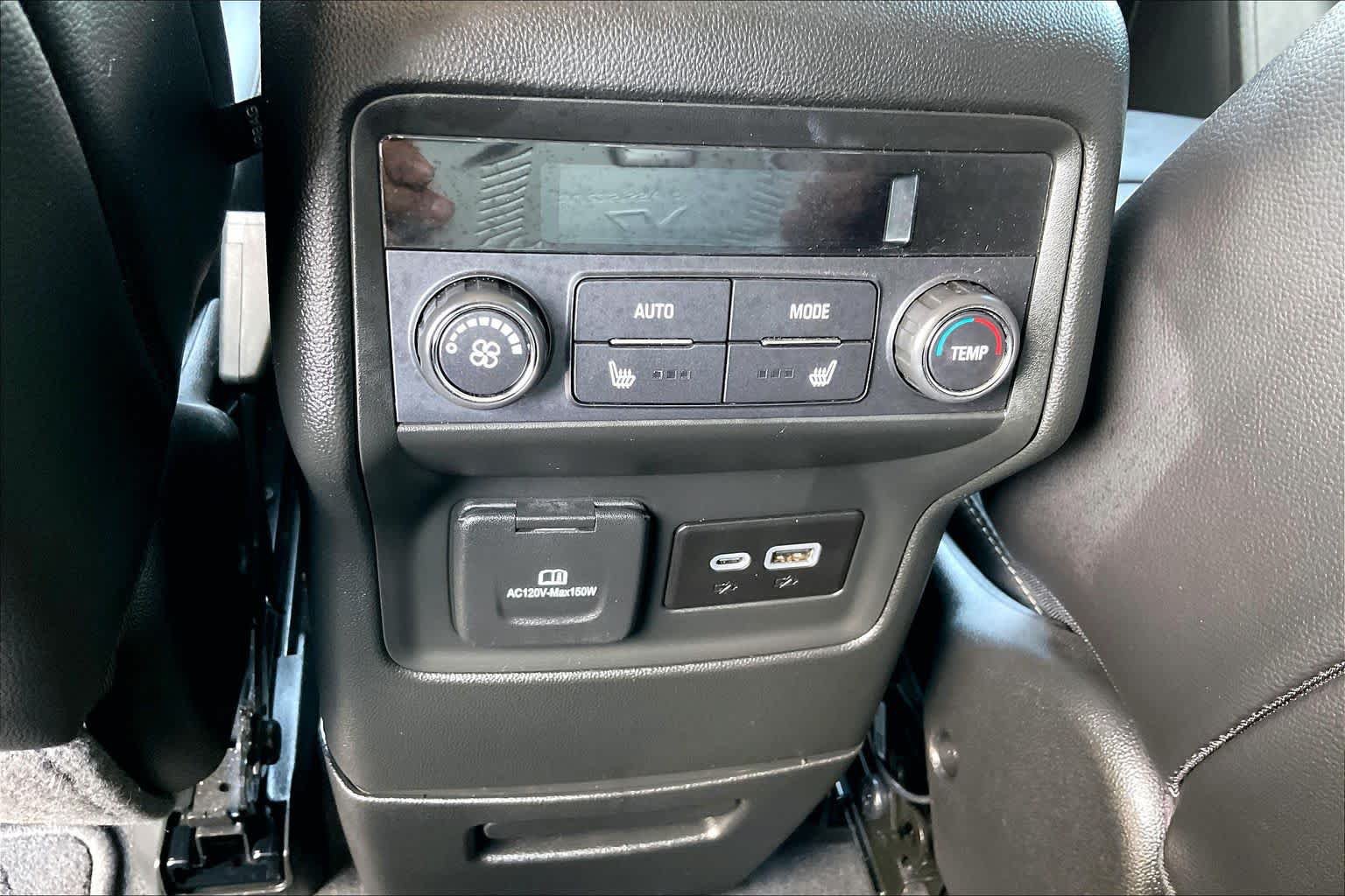 Used 2023 GMC Acadia SLT w/ Technology Package FWD image 31