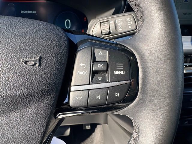 Used 2024 Ford Escape Platinum AWD/4WD image 24