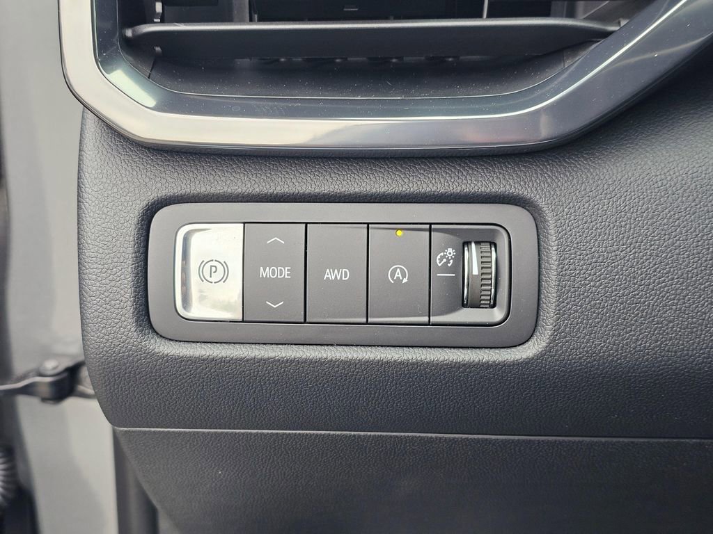 New 2026 GMC Acadia AT4 w/ Luxury Package AWD/4WD image 26
