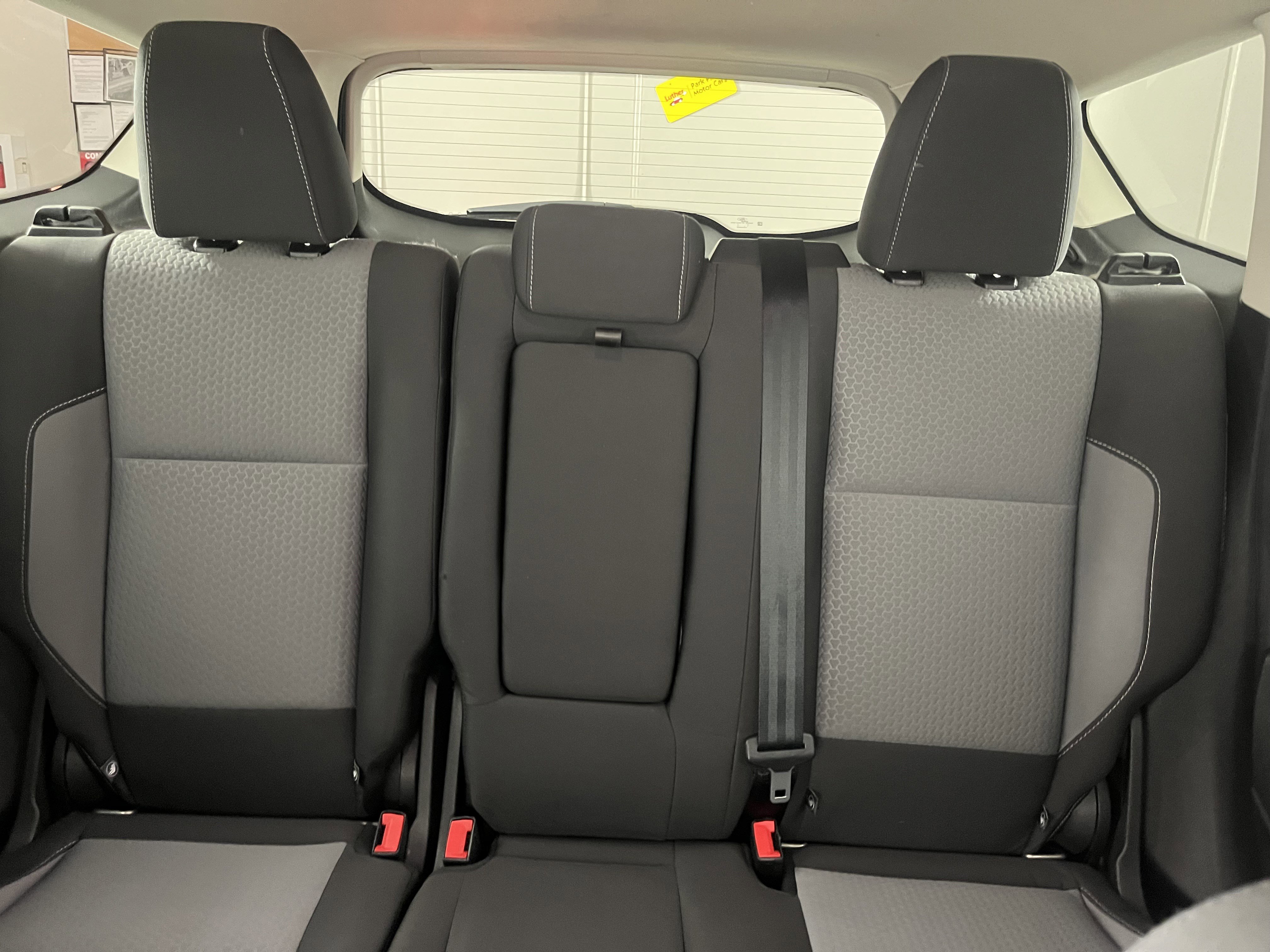 Used 2019 Ford Escape SE image 22